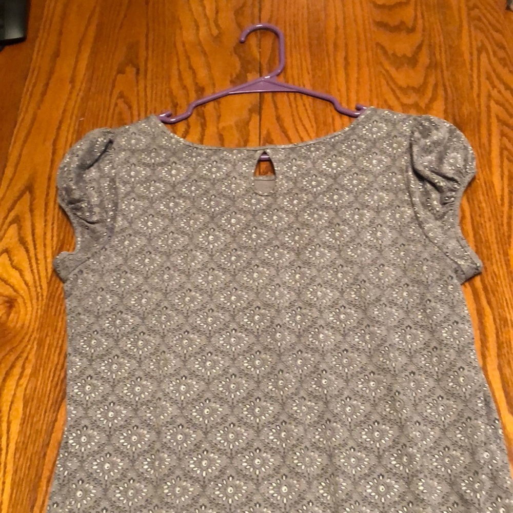 Top - Picture 3 of 4